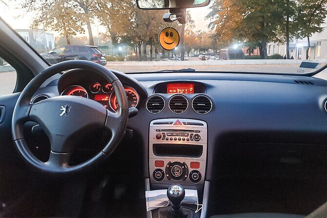 Airport Transfer in Belgrade, Serbia - Zone 2 and longer pickups: when your destination changes the deal