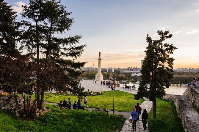 Belgrade Old City 2-Hour Walking Tour - Studentski Trg: where the university lives without a campus