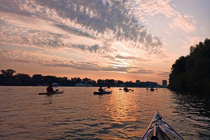 Belgrade sunset kayak tour - Who Should Book This Kayak Sunset Tour?