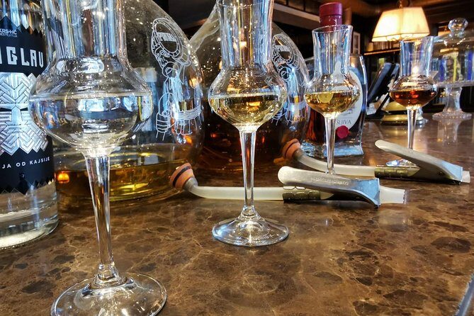 Belgrade Traditional Serbian Brandy Tasting - Snack, pace, and group size: social without chaos