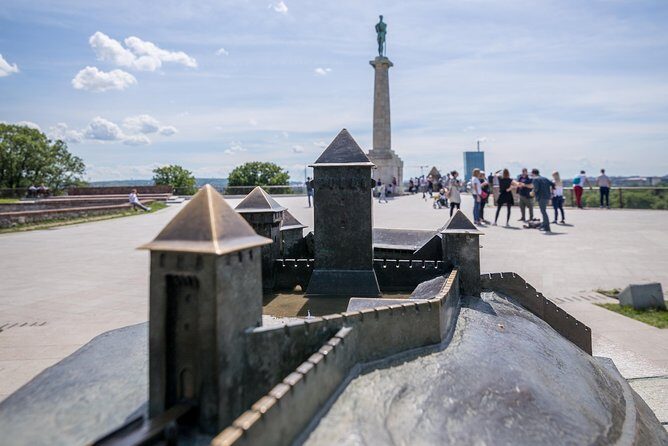 Feel Belgrade Welcome tour - Republic Square and the Knez Mihailova pedestrian center