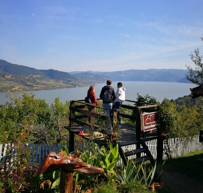 Iron Gate Tour: Golubac Fortress, Lepenski Vir+National Park - Kapetan Mišin Breg: a human-scale stop inside the gorge