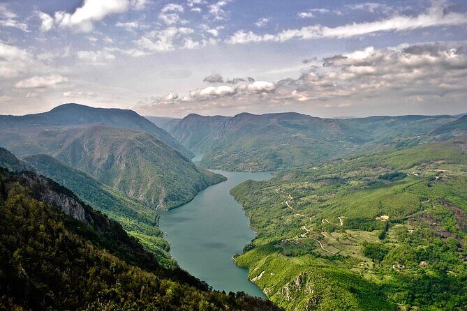 National park Tara - private day tour - Guide quality and comfort on a 13–14 hour schedule