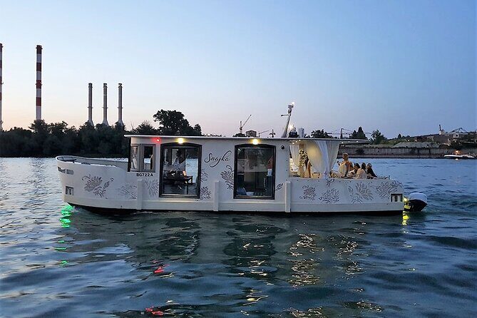 Private Boat Tour in Belgrade - Getting to Bežanijski zimovnik: plan your timing