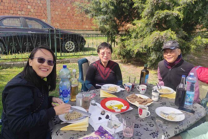 Private Guided Truffle Hunting Tour in Serbia with Lunch - Lunch With Fresh Truffle: Pasta, Truffle Jam Bruschetta, and Local Wine