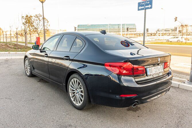 Private Limo Transfer from Beograd Airport to Belgrade downtown - When traffic is heavy, you still get a plan